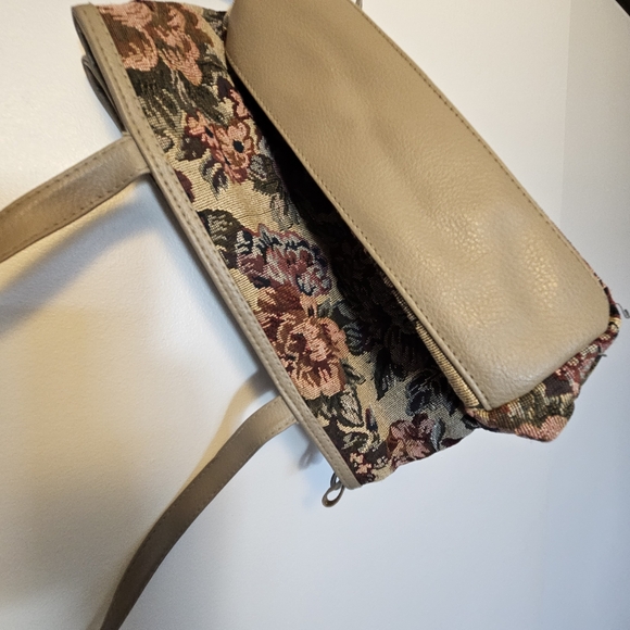 Vintage Basic Editions Floral Embroidered Purse - Picture 5 of 5